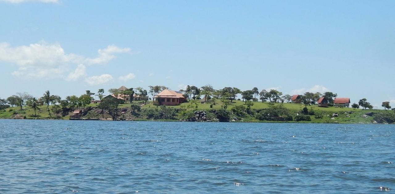 Samuka Island Retreat Βίλα Τζίντζα Εξωτερικό φωτογραφία
