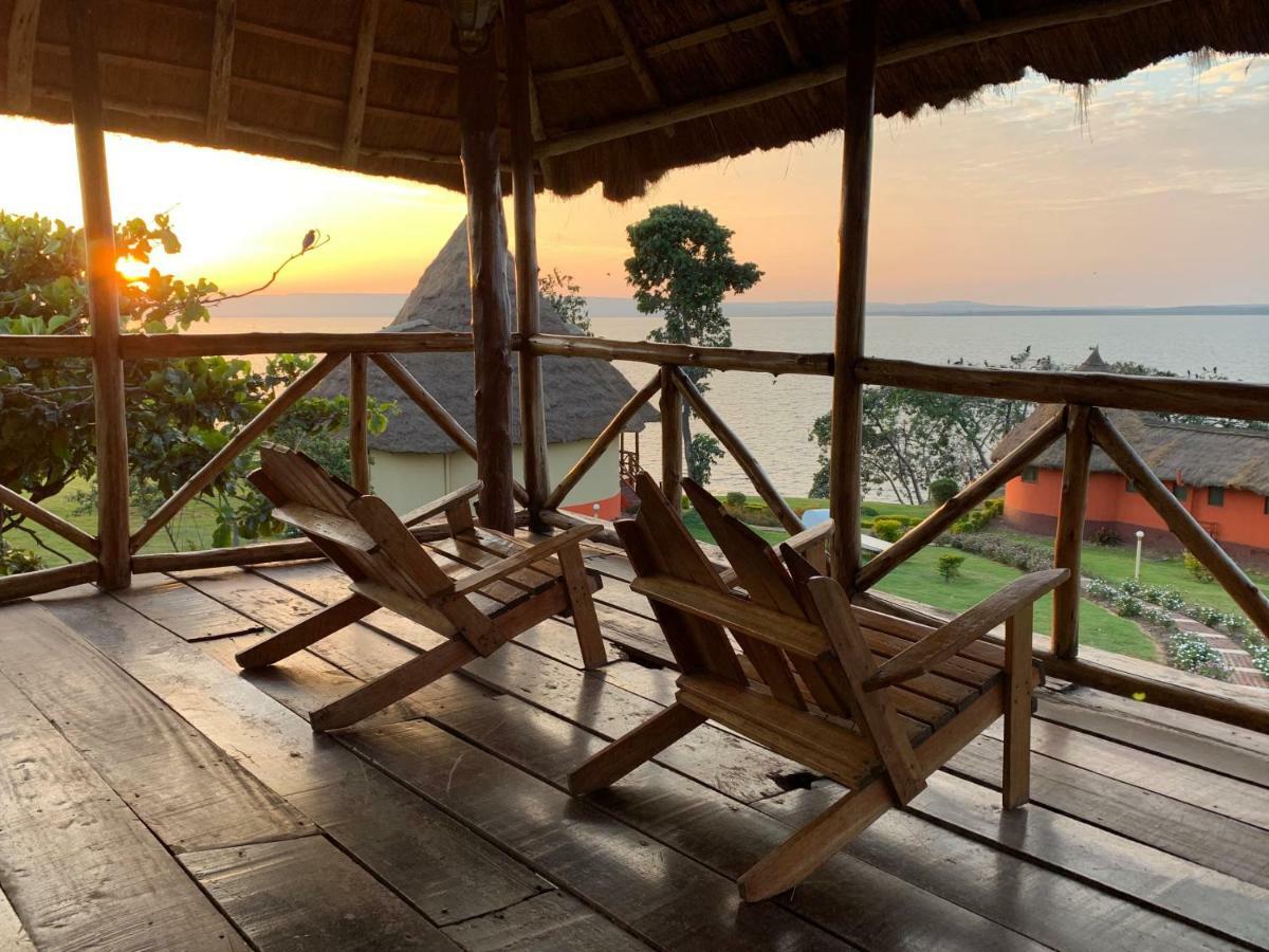 Samuka Island Retreat Βίλα Τζίντζα Εξωτερικό φωτογραφία